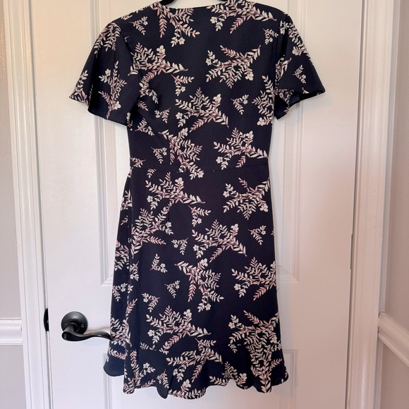 Banana Republic Floral Wrap Size 0 Dress - Navy and Pink - Picture 2 of 6